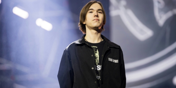 【赛前预告】王者荣耀冬季冠军杯，1月13日 DYG vs 杭州LGD大鹅